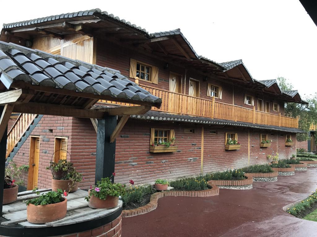 Puertolago Country Inn & Resort Otavalo Ngoại thất bức ảnh