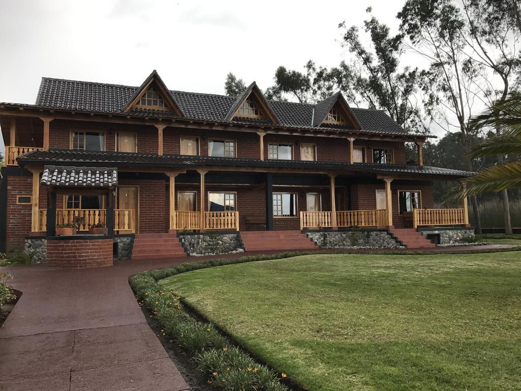 Puertolago Country Inn & Resort Otavalo Ngoại thất bức ảnh